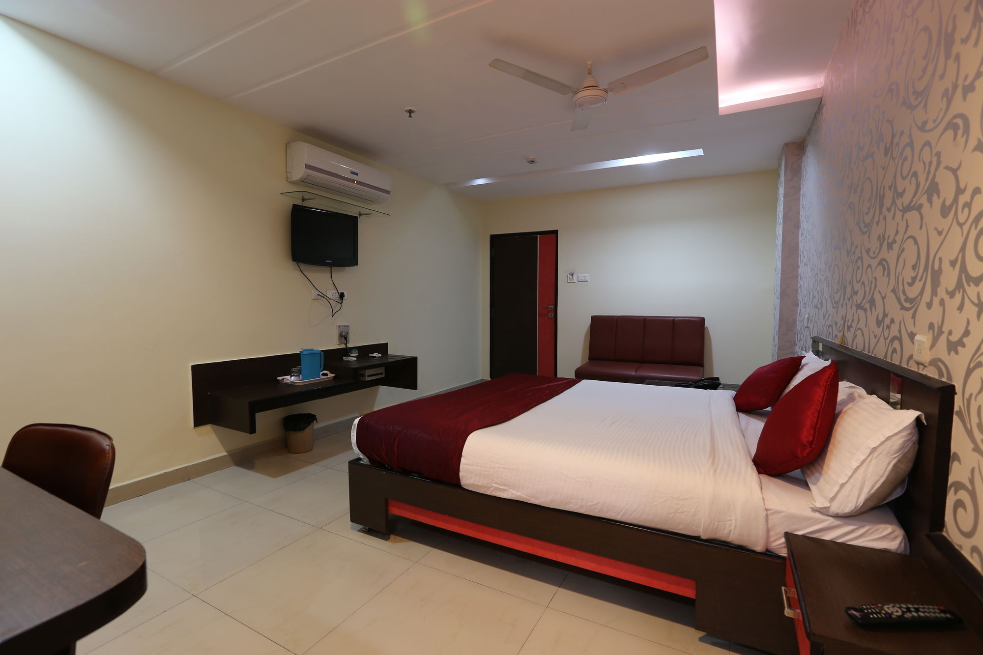 Hotel Vjr Residency By Hotelscart Haydarabad Dış mekan fotoğraf